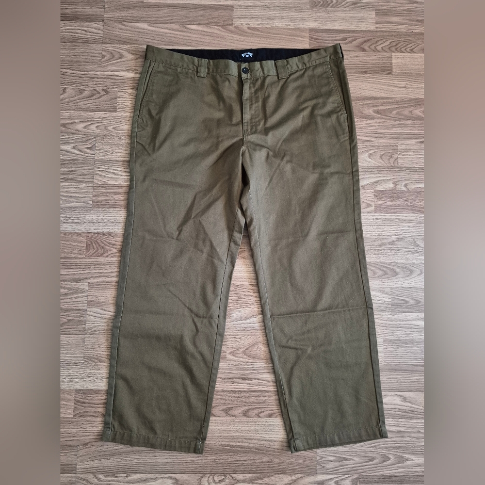 Billabong Men's Pants  In good condition.  Size: 42